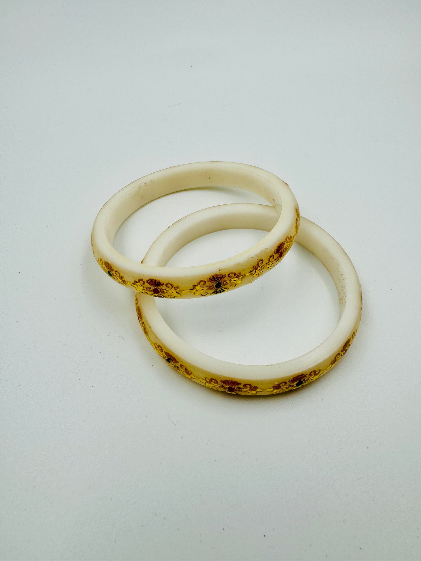 Stylish Acrylic Indian Bangle Set of 2 - JayKayBoutiqueOnline