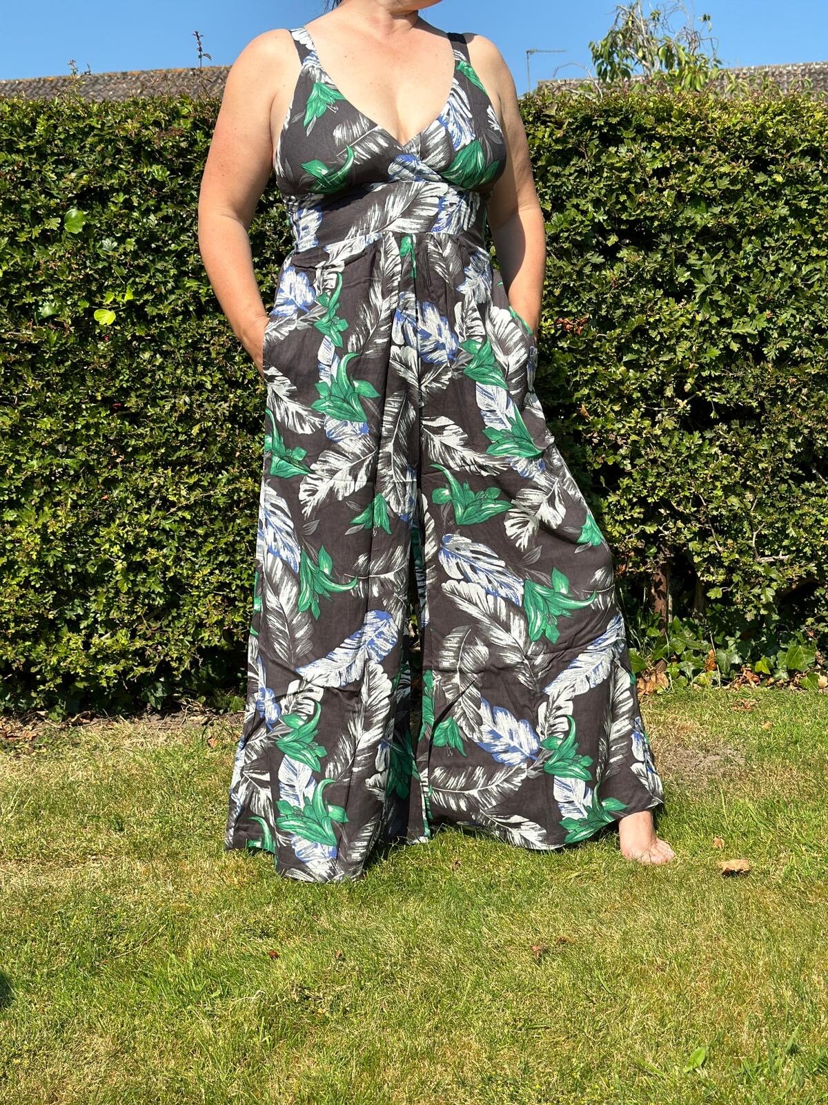 Jumpsuit Mono Wide Legged Jumpsuit with Flattering Stretch Waist (Sizes 6-14) - JayKayBoutiqueOnline