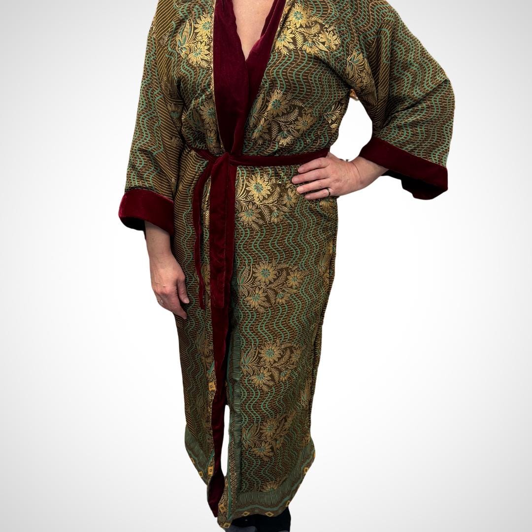 Robe Reversible Velvet Robe - JayKayBoutiqueOnline