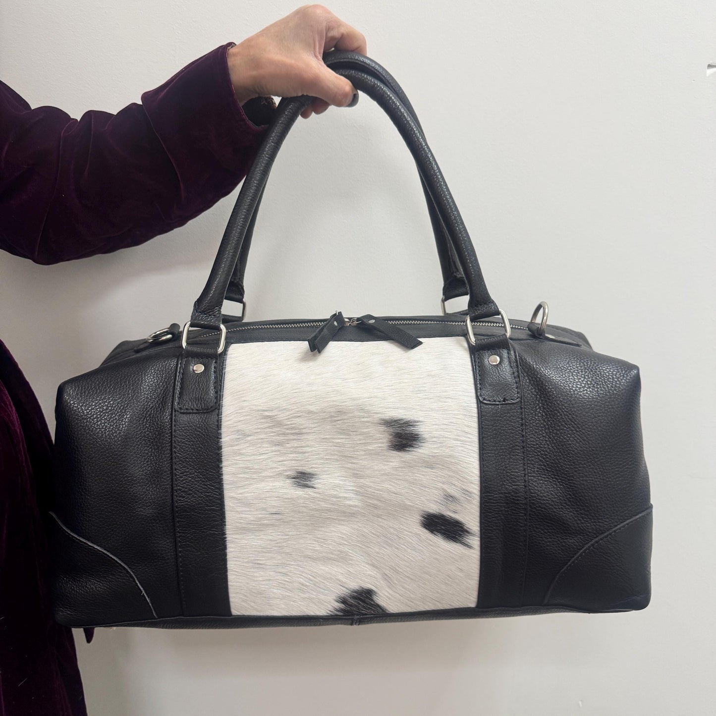 Leather and Hide Duffle Weekender Dual Size Bag - JayKayBoutiqueOnline