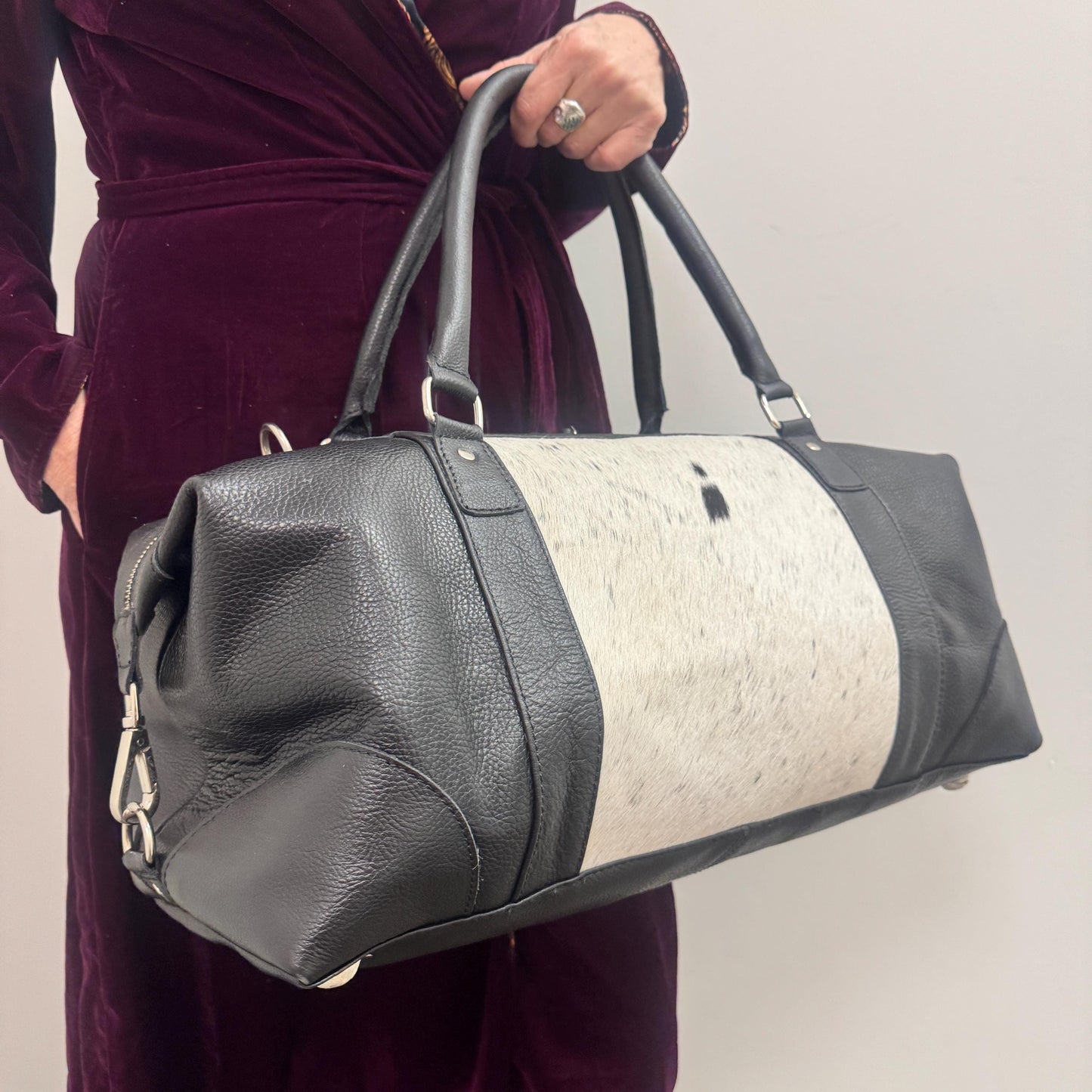 Leather and Hide Duffle Weekender Dual Size Bag - JayKayBoutiqueOnline