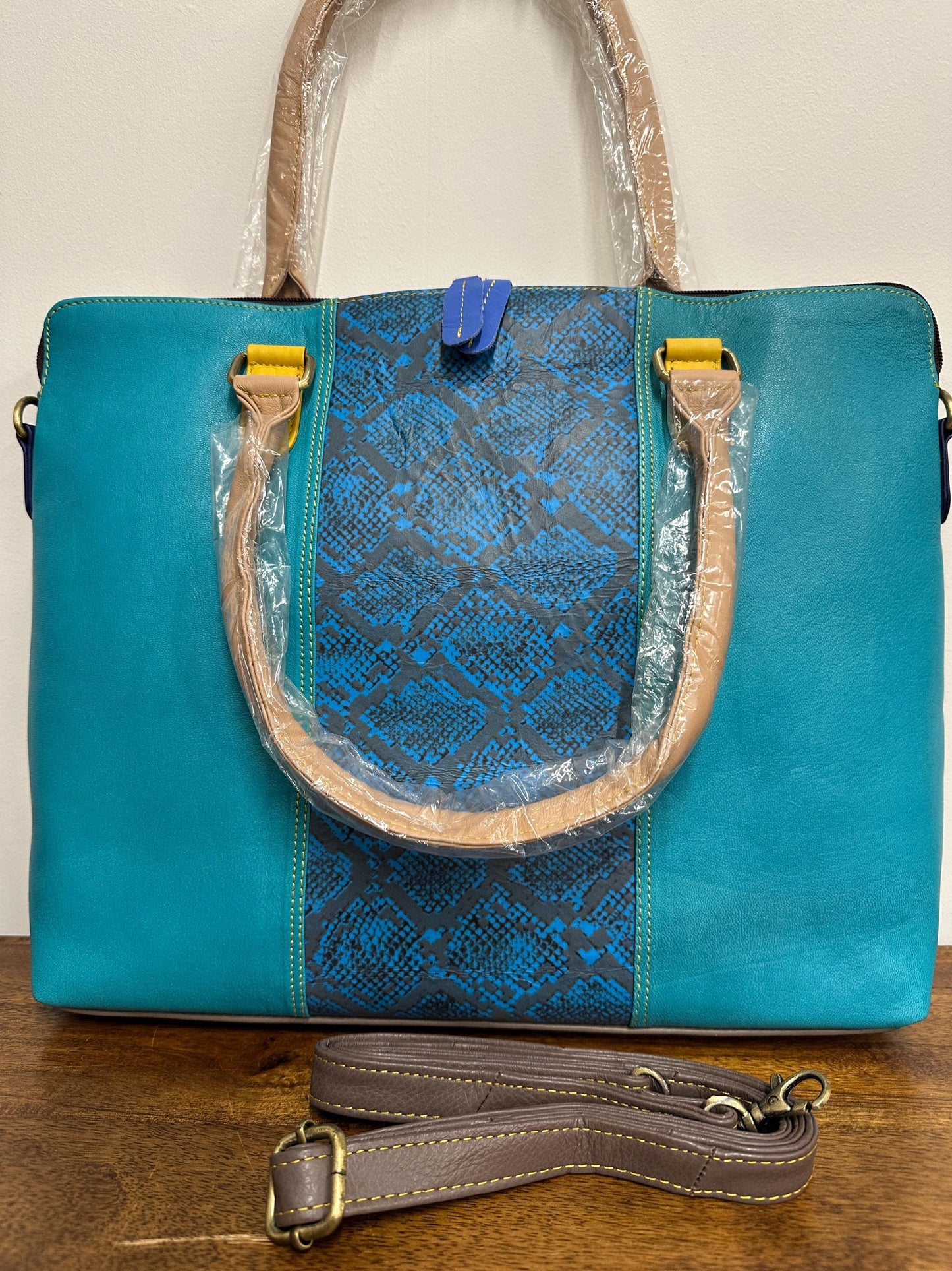 Recycled Leather Laptop Bag - JayKayBoutiqueOnline