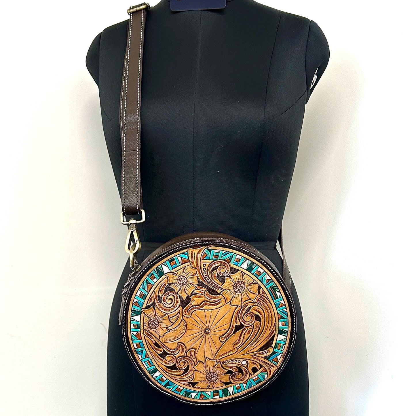 Round Leather Western Style Shoulder Bag - JayKayBoutiqueOnline