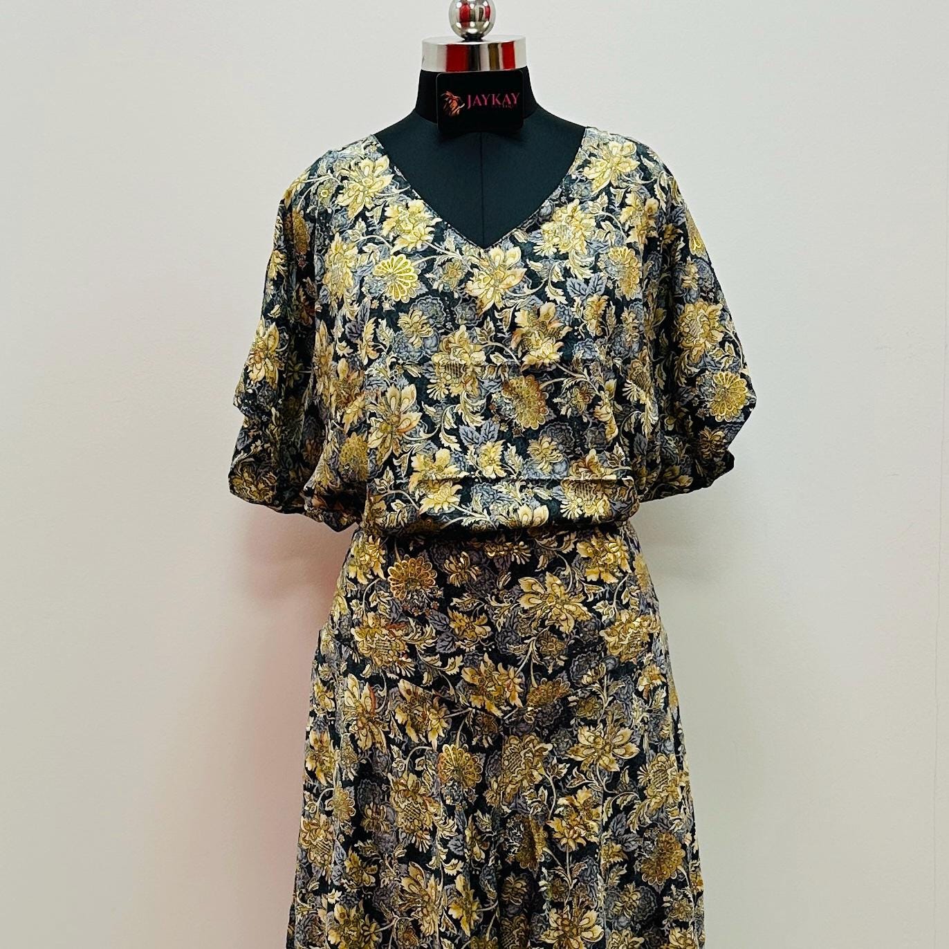 Palazzo Size 16+ Wide Leg Culottes flattering front V Panel Elasticated back panel - JayKayBoutiqueOnline