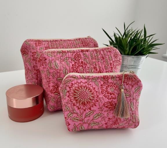 Handmade Quilted Cotton Toiletry Bag Set - JayKayBoutiqueOnline