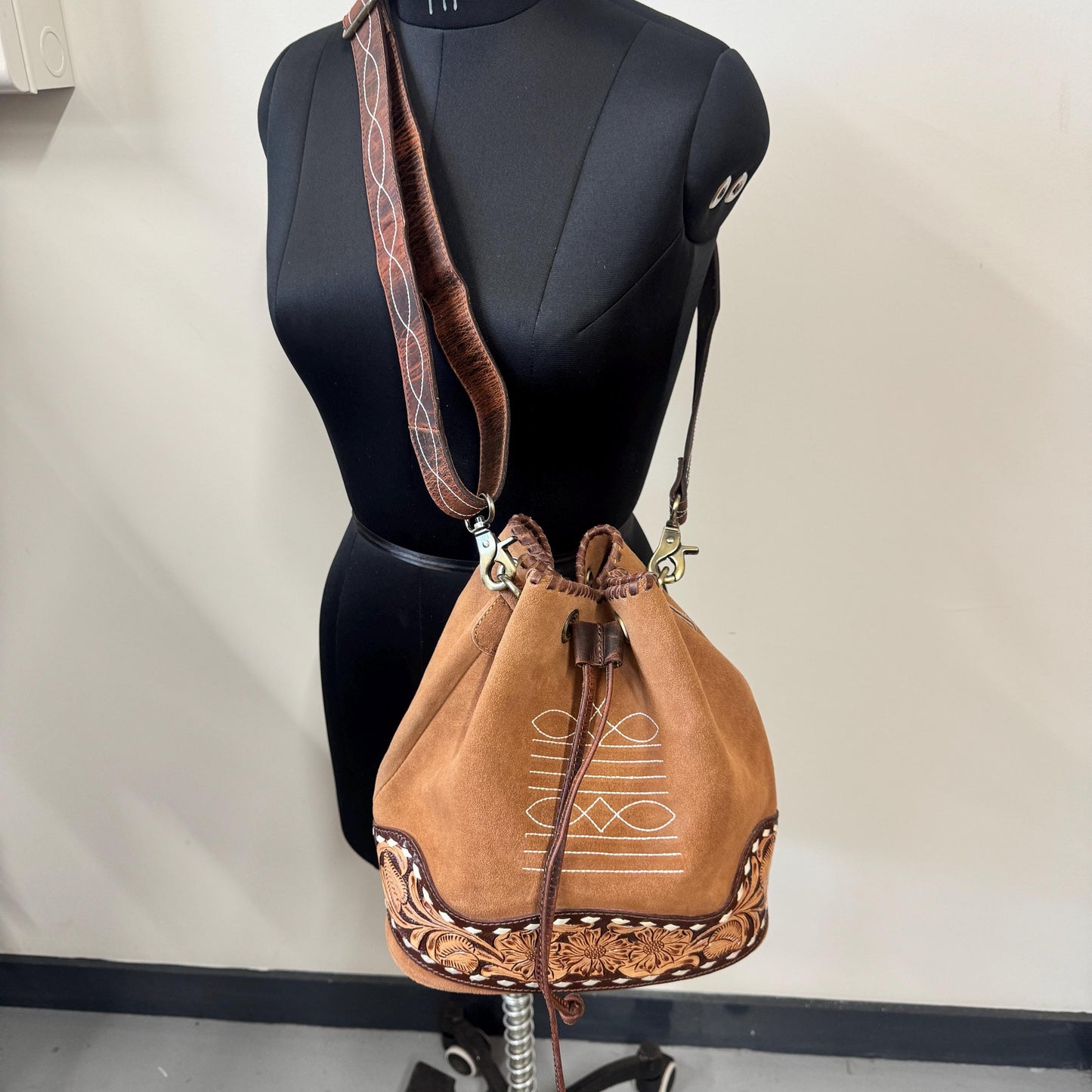 Western Style Bucket Bag Suede | Drawstring Bag | Suede Shoulder Bag for Women | Gift for Women | Gift for Her | Boho Bag | Valentines Gift