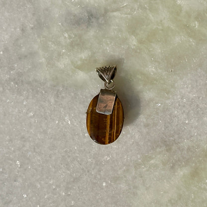 Vintage Sterling Silver Tiger's Eye Owl Pendant - Wisdom & Protection - JayKayBoutiqueOnline