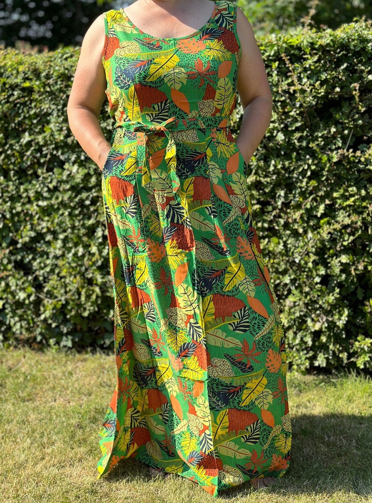 Maxi Dress with Pockets and Belt - JayKayBoutiqueOnline