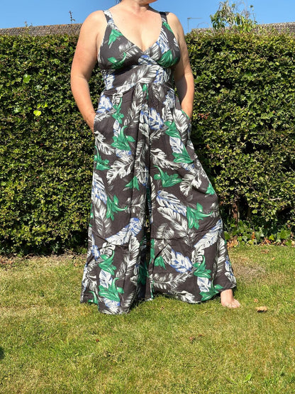 Jumpsuit Mono Wide Legged Jumpsuit with Flattering Stretch Waist (Sizes 6-14) - JayKayBoutiqueOnline