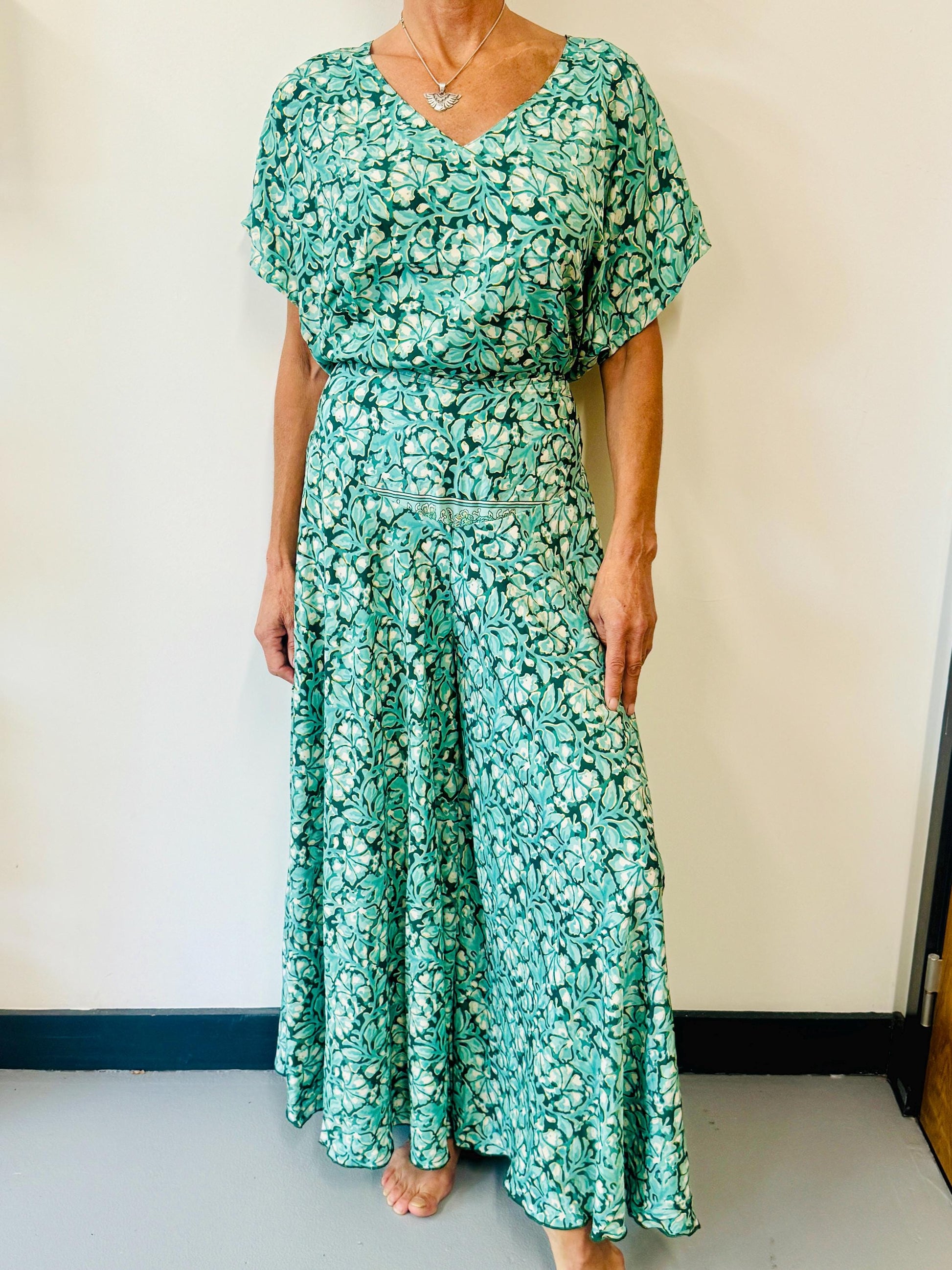 Palazzo Wide Leg Culottes flattering front V Panel Elasticated back panel - JayKayBoutiqueOnline