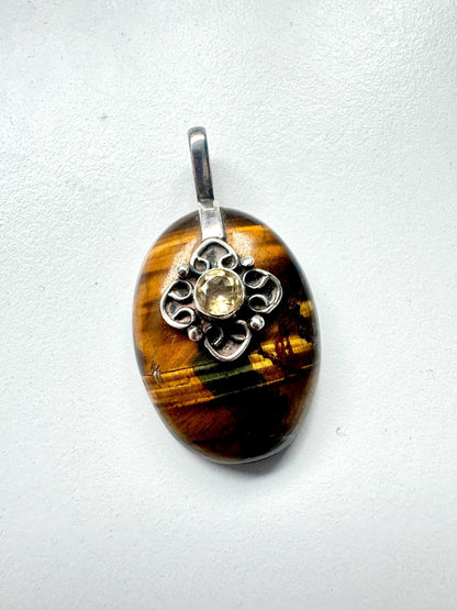 Vintage Sterling Silver Tiger's Eye Owl Pendant - Wisdom & Protection - JayKayBoutiqueOnline