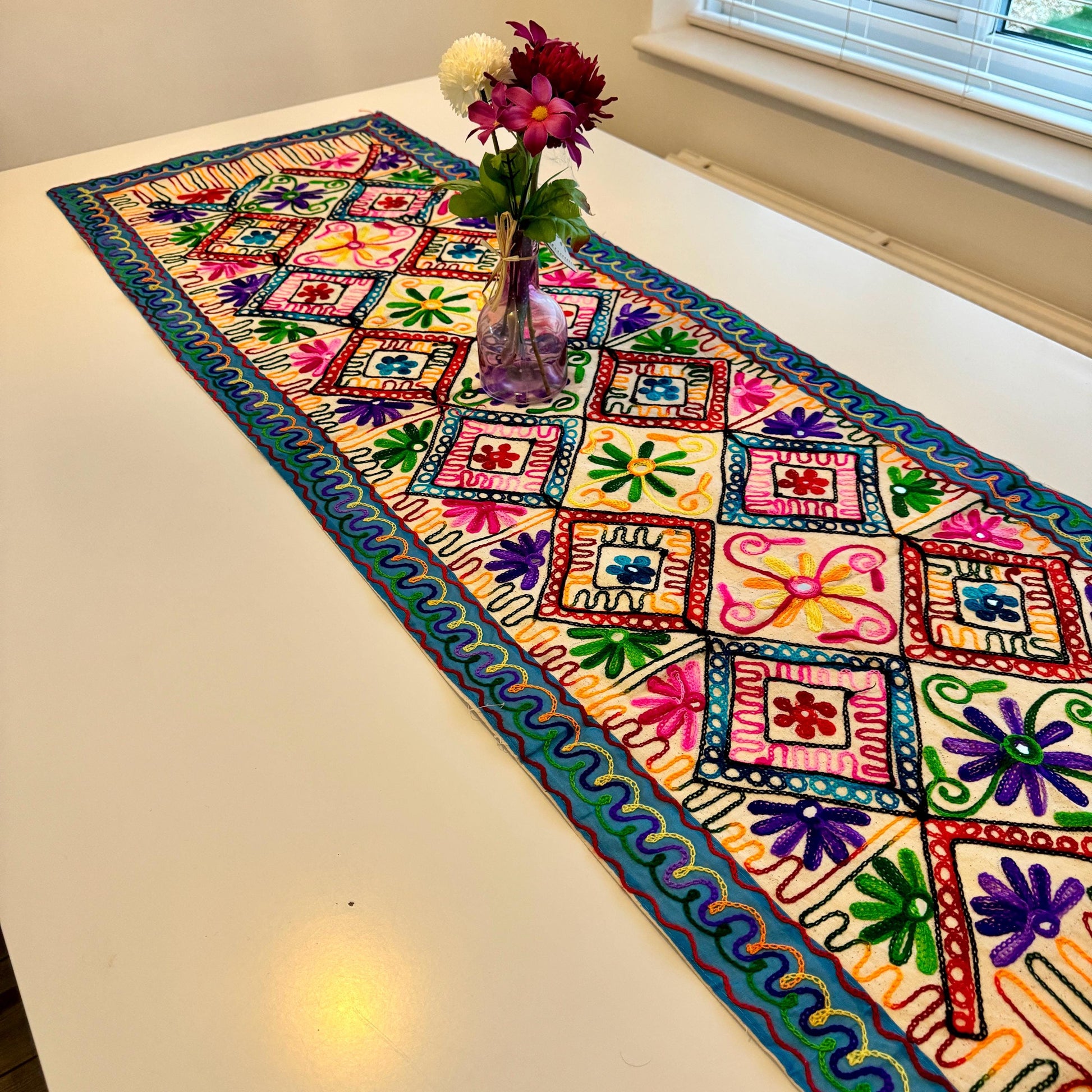 Table Runner Elephant Floral - JayKayBoutiqueOnline