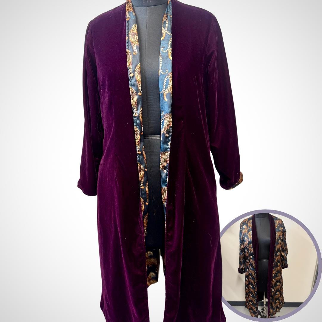 Reversible Velvet Duster Jacket with Tiger Print - JayKayBoutiqueOnline