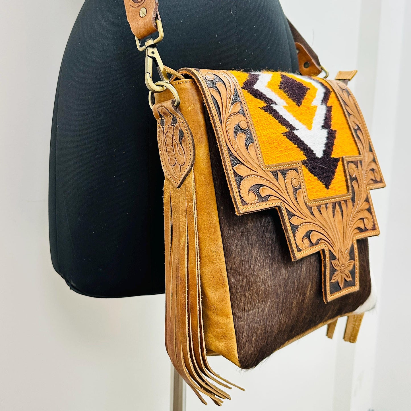 Western Chic Leather Hand Crafted Bag - JayKayBoutiqueOnline