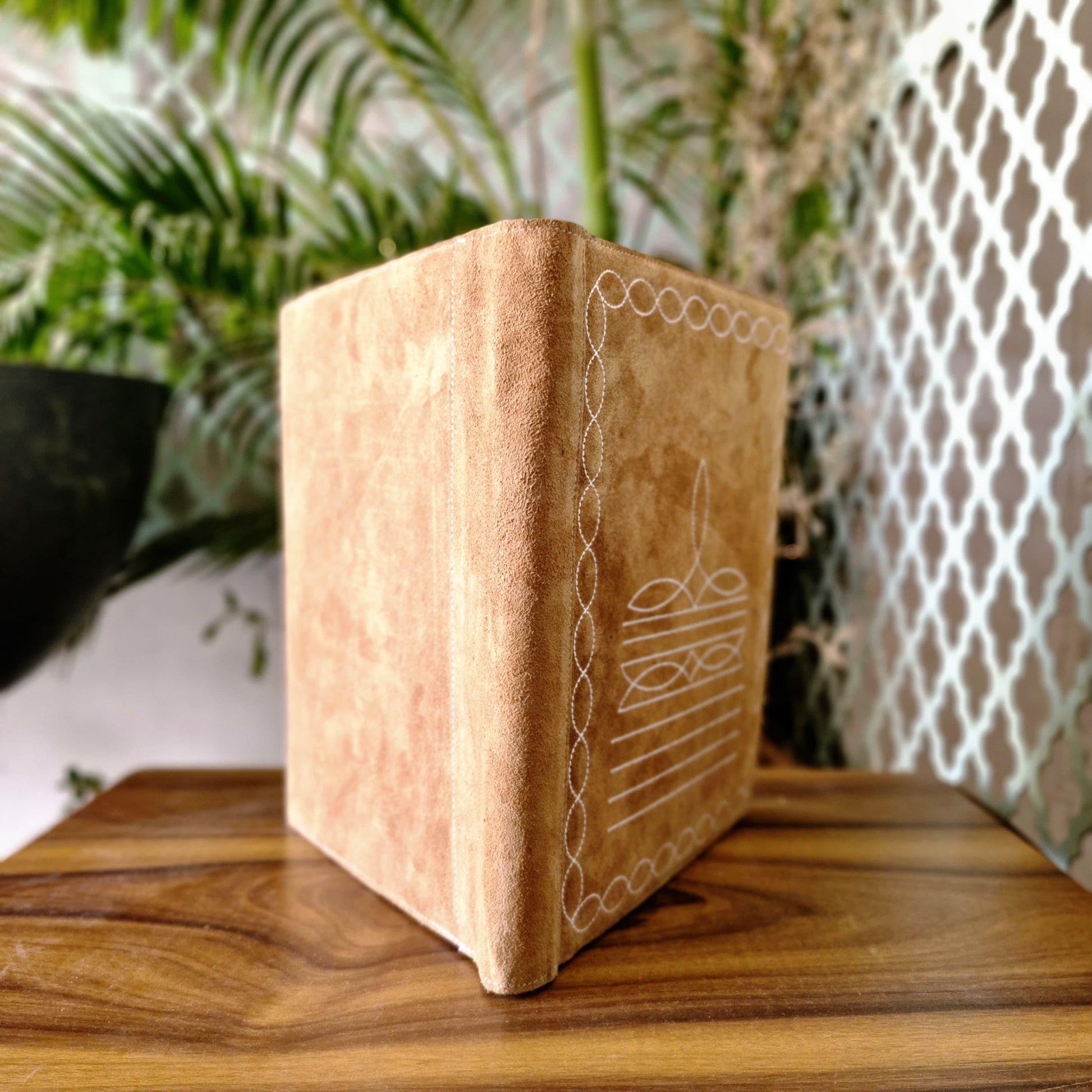 Handmade Leather & Suede Portfolio Folder - JayKayBoutiqueOnline