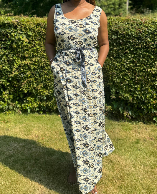 Maxi Dress with Flattering Stretch Waist and Matching Top - JayKayBoutiqueOnline