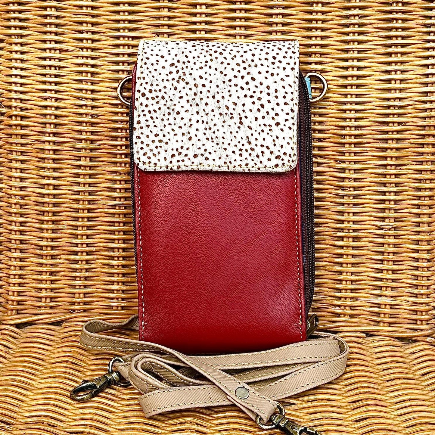 Leather Phone Bag with hide - JayKayBoutiqueOnline