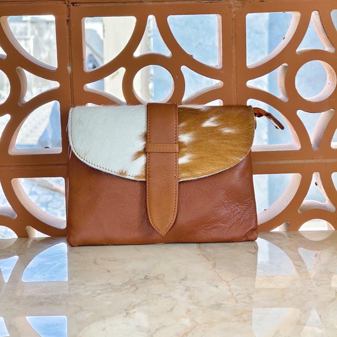 Leather Cowhide Crossbody Clutch Bag with Detachable Strap - JayKayBoutiqueOnline