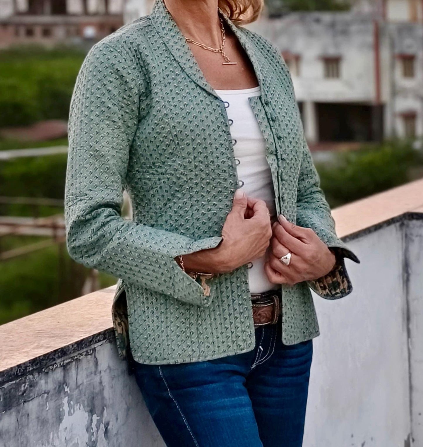 Handmade Quilted Cotton Kantha Jacket for women - JayKayBoutiqueOnline