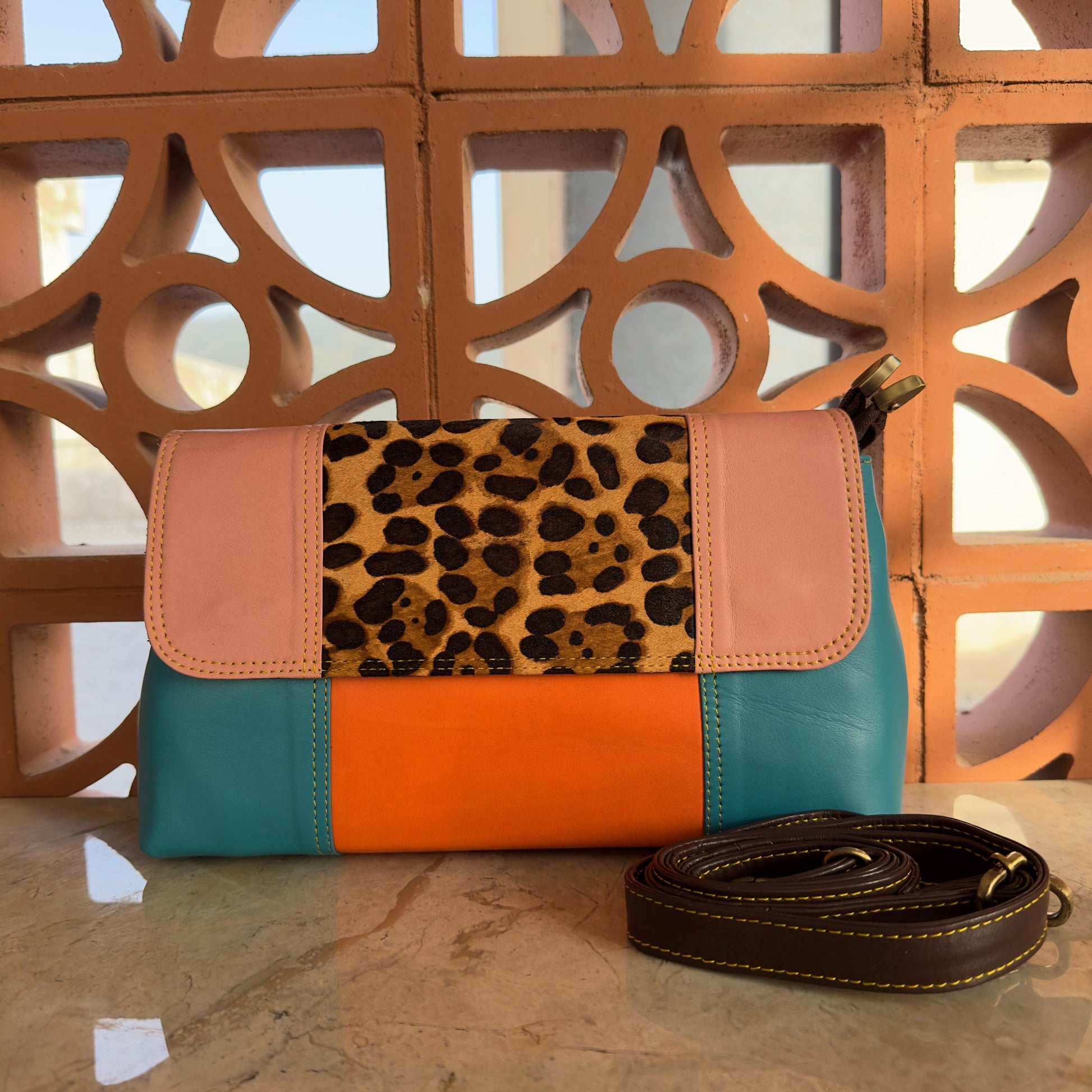 Block Coloured Leather Crossbody Bag - JayKayBoutiqueOnline