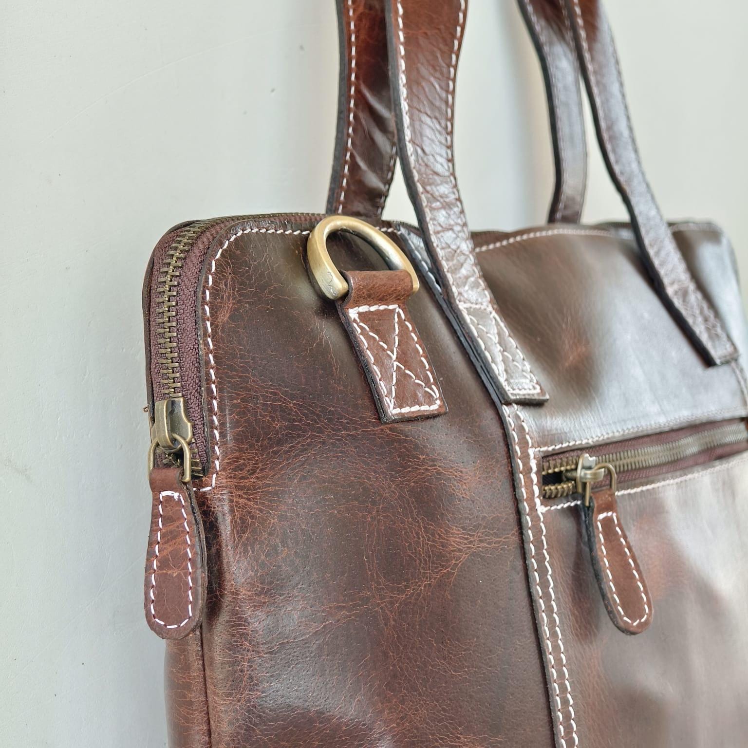 Handcrafted Genuine Leather 15-inch Laptop Briefcase, Contrast Stitch - JayKayBoutiqueOnline
