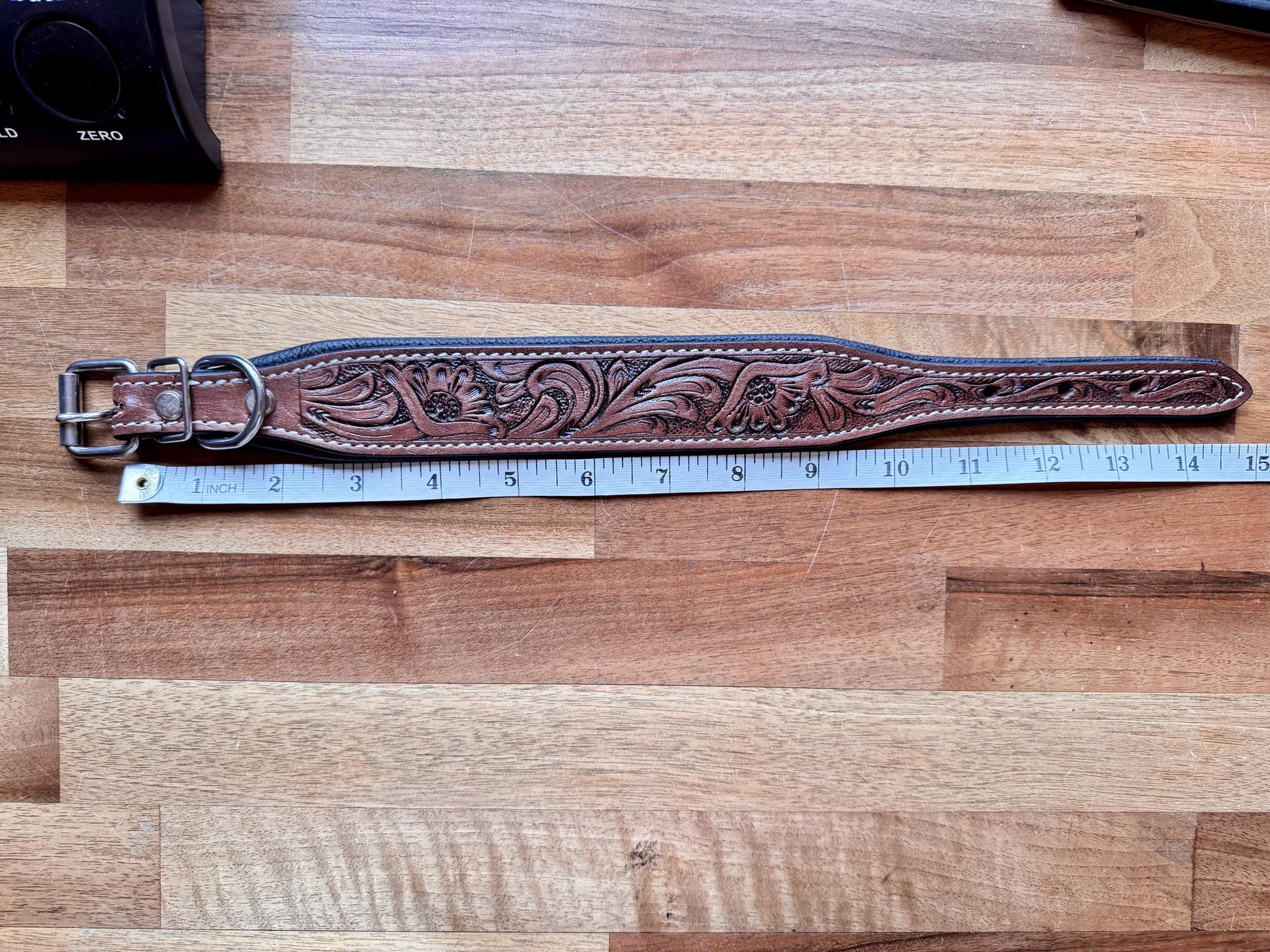 Hand Carved Leather Dog Collar Padded - JayKayBoutiqueOnline