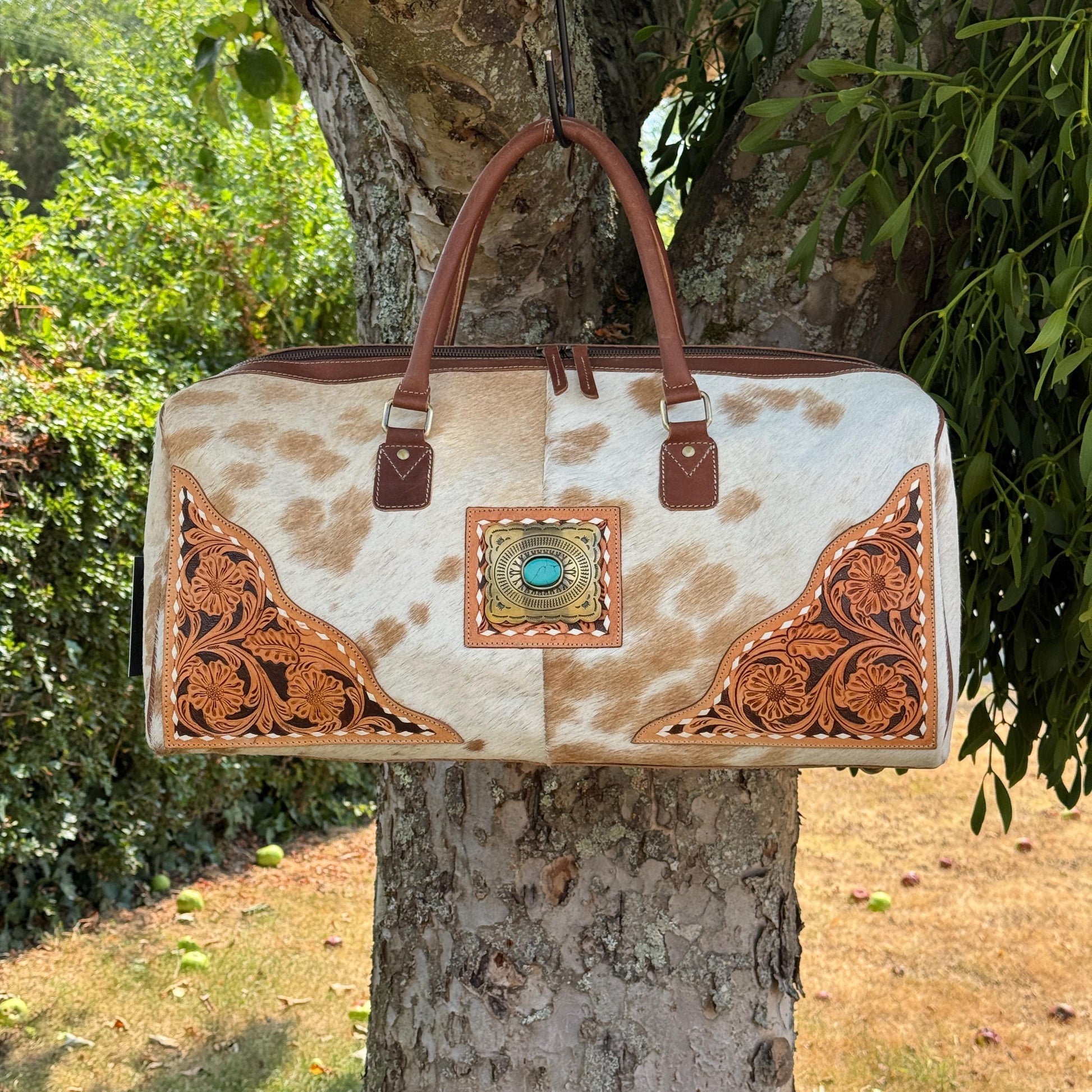 Hand Carved Leather Cowhide Duffle Gym Weekend Bag - JayKayBoutiqueOnline