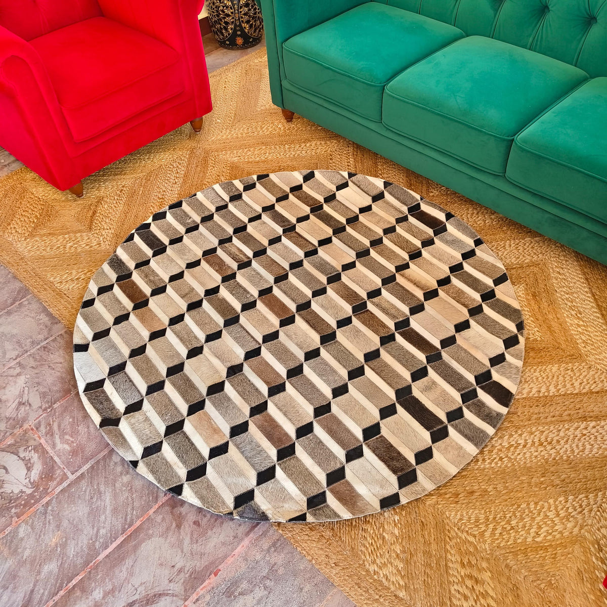 Round Cowhide Patchwork 3D Rug – 120cm Geometric Leather Rug - JayKayBoutiqueOnline