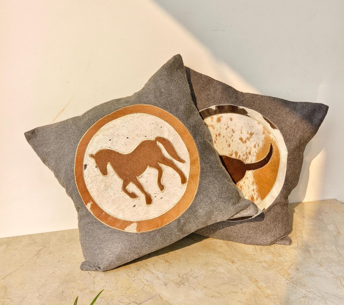 Cowhide Cushion Cover Horse Longhorn Cow Design 40x40cm - JayKayBoutiqueOnline