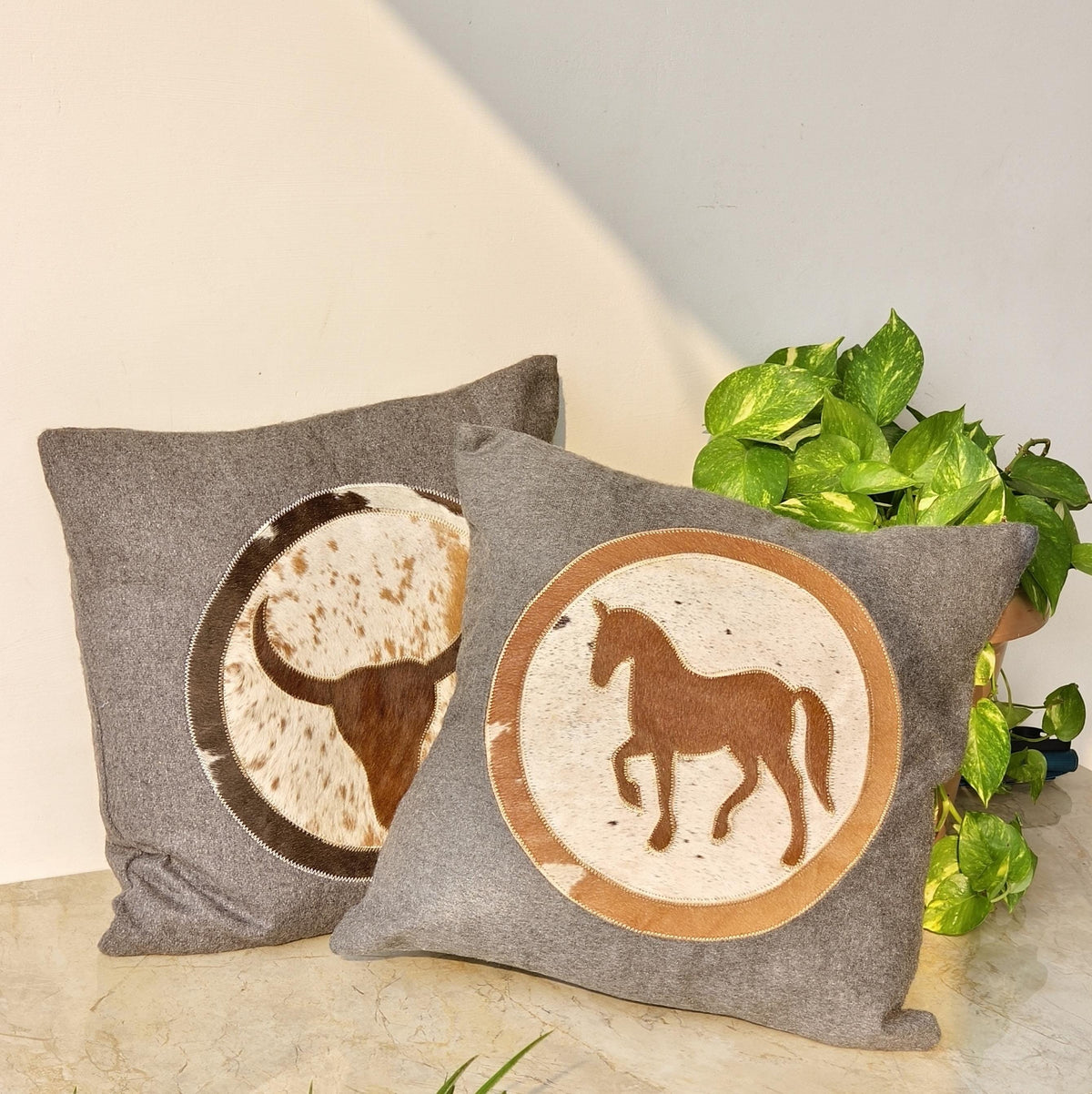 Cowhide Cushion Cover Horse Longhorn Cow Design 40x40cm - JayKayBoutiqueOnline