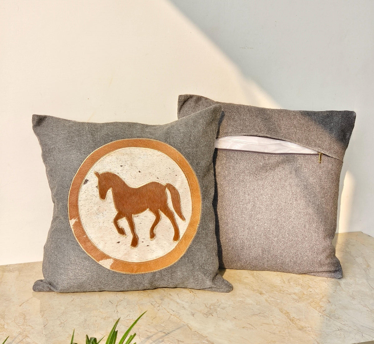 Cowhide Cushion Cover Horse Longhorn Cow Design 40x40cm - JayKayBoutiqueOnline