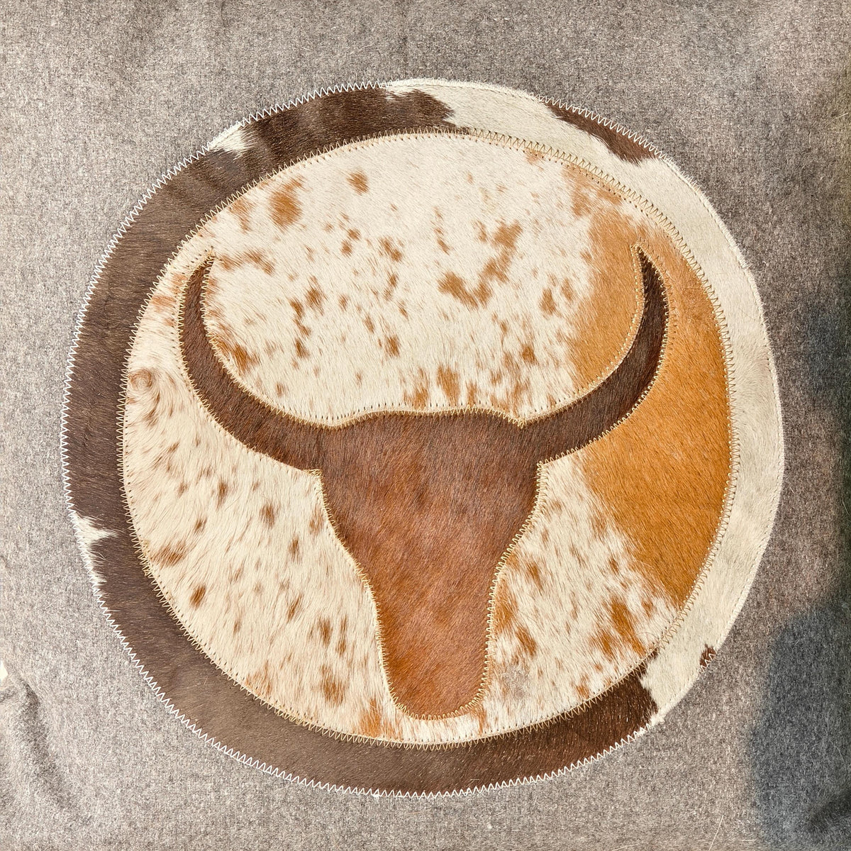 Cowhide Cushion Cover Horse Longhorn Cow Design 40x40cm - JayKayBoutiqueOnline