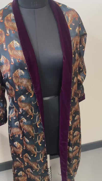 Reversible Velvet Duster Jacket with Tiger Print
